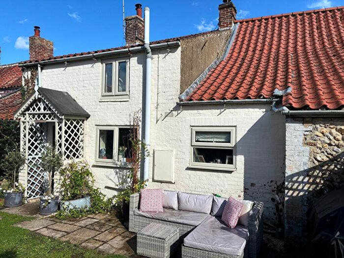 2 Bedroom Cottage To Rent In Back Street, Gayton, PE32