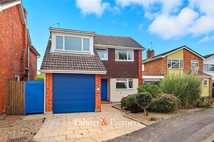 4 Bedroom Detached House For Sale In Simmonds Way, Danbury, Chelmsford, Essex, CM3