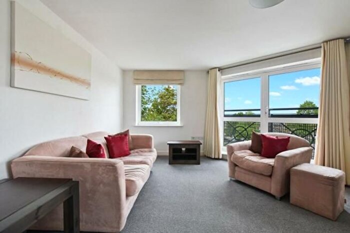 1 Bedroom Flat To Rent In Cline Road, London, N11