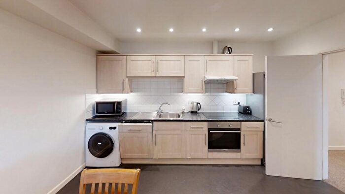 2 Bedroom Apartment To Rent In Epsom Road, Guildford, GU1