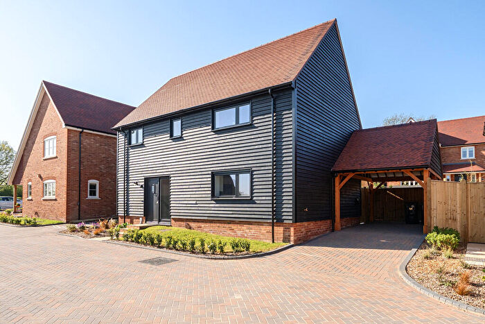 3 Bedroom Detached House To Rent In Kirdford Road, Wisborough Green, Billingshurst, RH14