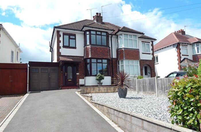 3 Bedroom Semi Detached House To Rent In Studley Road, Redditch, B98