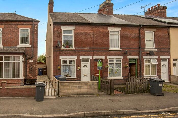 3 Bedroom House To Rent In Anglesey Road, Burton-On-Trent, Staffordshire, DE14