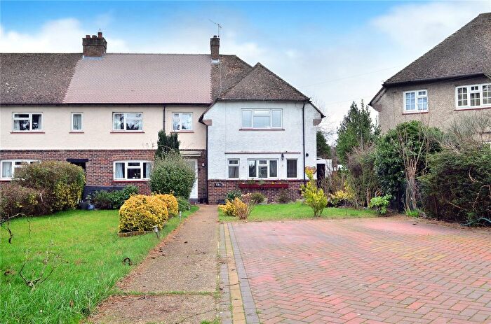 3 Bedroom End Of Terrace House For Sale In Oxted, Surrey, RH8