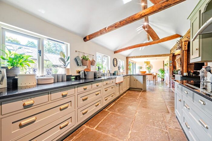 5 Bedroom Detached House To Rent In Cousley Wood, Wadhurst, TN5