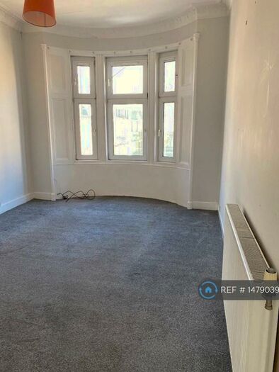 2 Bedroom Flat To Rent In Smithhills Street, Paisley, PA1