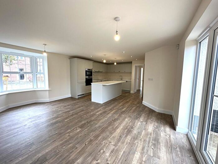 4 Bedroom Detached House For Sale In Blackbird Road, Fleckney, Leicestershire, LE8