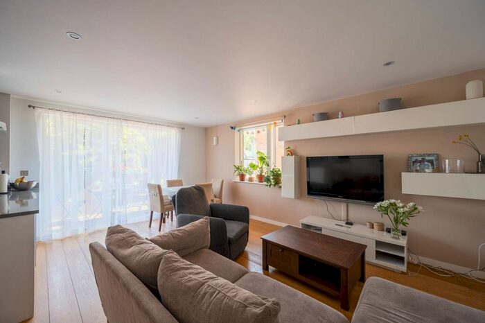 2 Bedroom Flat To Rent In Barnsbury, Barnsbury, London, N1