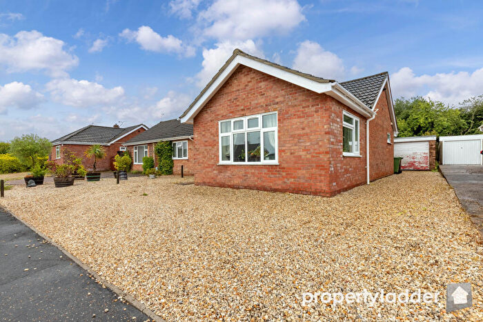 3 Bedroom Semi-Detached Bungalow For Sale In Grant Road, Spixworth, Norfolk, NR10