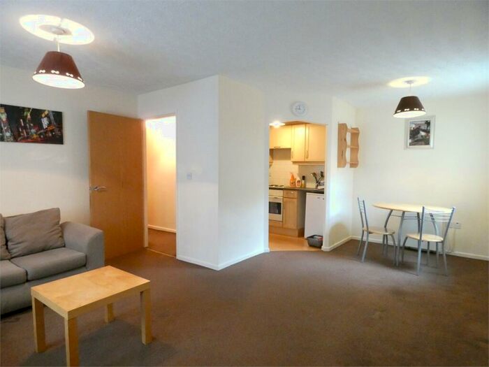 1 Bedroom Apartment To Rent In Paisley Park, Farnworth, Bolton, BL4