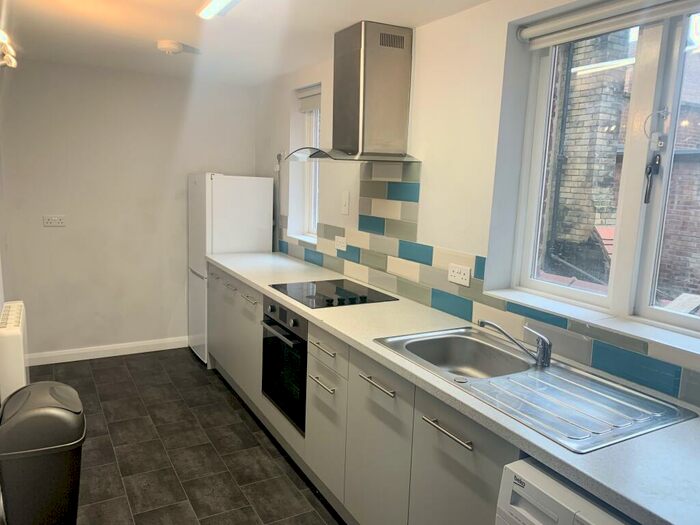 2 Bedroom Apartment To Rent In A Hounds Gate, Nottingham, NG1