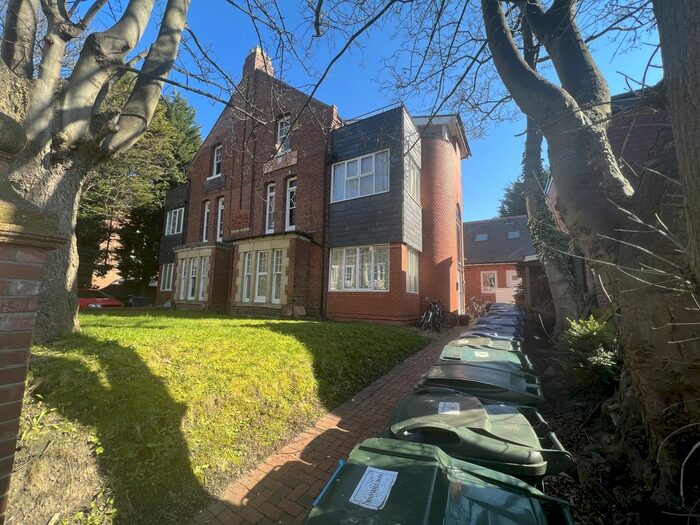 2 Bedroom Flat To Rent In South Bank Otterburn Villas, Newcastle Upon Tyne, Tyne And Wear, NE2