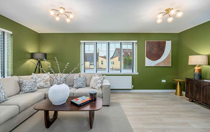 3 Bedroom Terraced House For Sale In The Railways, Dunfermline, KY12