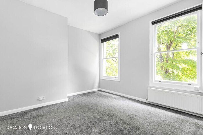 2 Bedroom Flat To Rent In Evering Road, London, E5