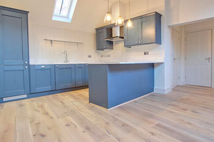 2 Bedroom Flat To Rent In Lairgate, Beverley, HU17