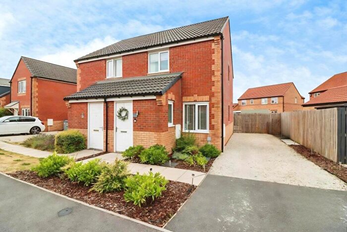 2 Bedroom Semi-Detached House For Sale In Poppy Avenue, New Ollerton, Newark, NG22