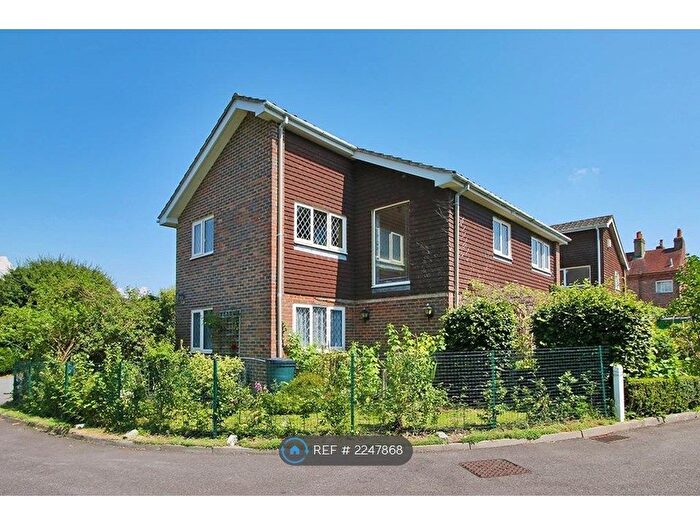 3 Bedroom Detached House To Rent In Susans Close, East Hoathly, Lewes, BN8