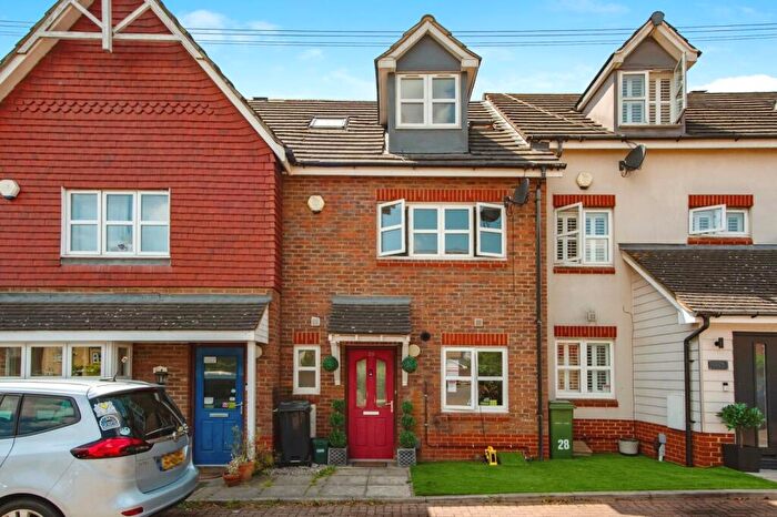 4 Bedroom Terraced House For Sale In Southwell Close, Chafford Hundred, Grays, Essex, RM16