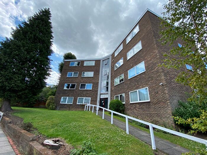 2 Bedroom Flat To Rent In Crescent Road, Finchley, N3