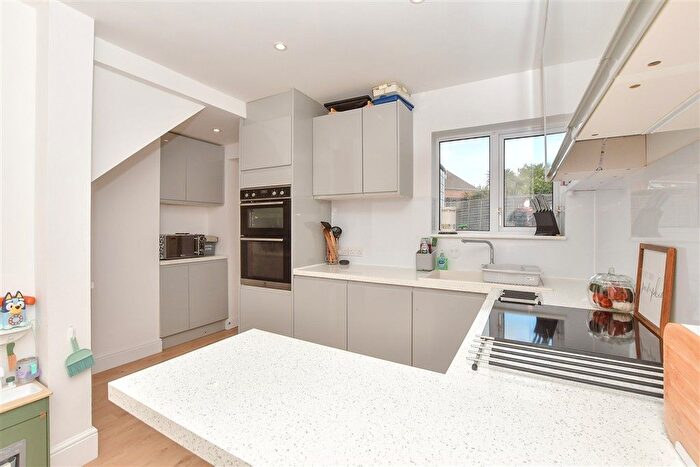 2 Bedroom Semi-detached House For Sale In Tennyson Road, Ashford, Kent, TN23