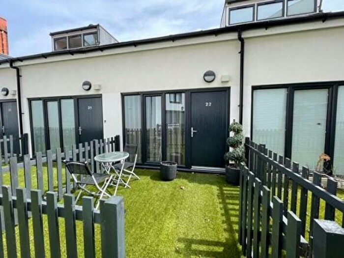 2 Bedroom Mews To Rent In Derngate, Northampton, NN1