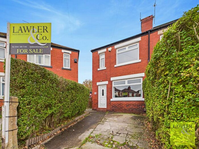 2 Bedroom Semi Detached House For Sale In Beeston Grove, Stockport, Cheshire, SK3