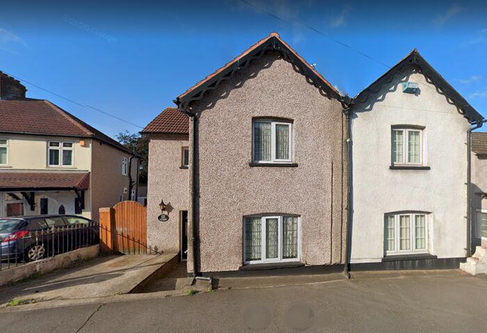 2 Bedroom House To Rent In Bridgen Road, Bexley, DA5