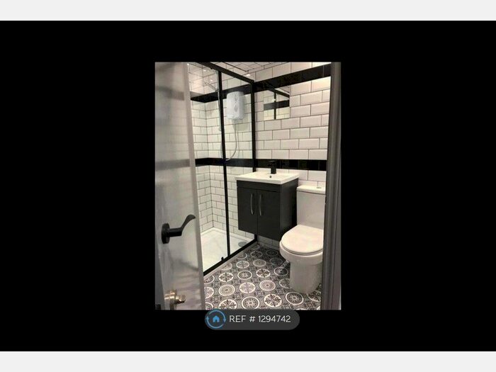 1 Bedroom Flat To Rent In Clouds Hill Road, St. George, Bristol BS5