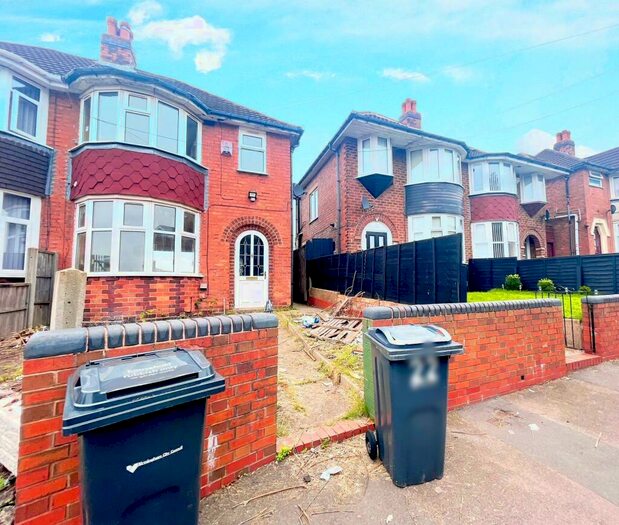 3 Bedroom House To Rent In Warren Road, Washwood Heath, B8