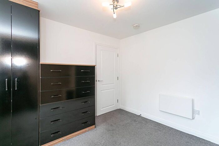 1 Bedroom Flat To Rent In Hollingsworth Mews, Watford, WD25