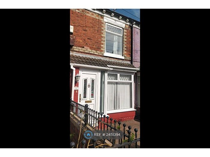 2 Bedroom Semi-Detached House To Rent In Sunny Dene, Hull, HU3