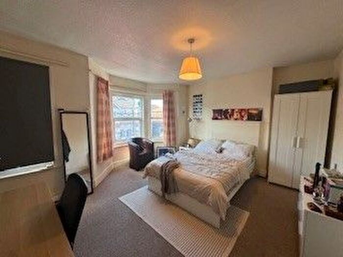 4 Bedroom Property To Rent In Coventry Road, Southampton, SO15