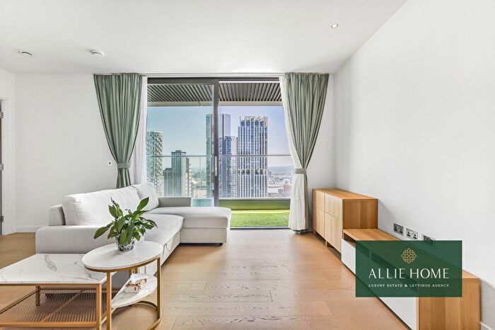 1 Bedroom Flat To Rent In Wards Place, Hobart Building, E14