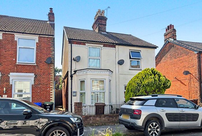3 Bedroom Semi-Detached House For Sale In Levington Road, Ipswich, Suffolk, IP3