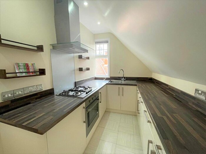 2 Bedroom Apartment To Rent In Huntingdon Drive, Nottingham, NG7