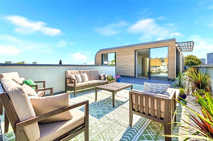 2 Bedroom Flat To Rent In Goldney Road, Maida Vale, London, W9