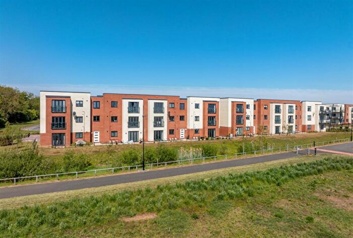 2 Bedroom Apartment For Sale In Sunflower Drive, Newcastle Upon Tyne, NE13