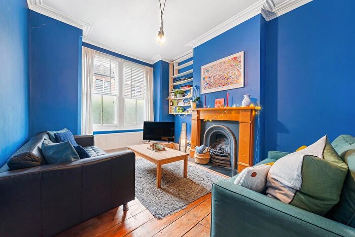 3 Bedroom Property For Sale In Strathleven Road, SW2