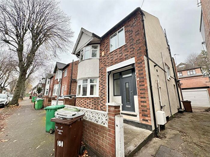 6 Bedroom House To Rent In Harrington Drive, Nottingham, NG7