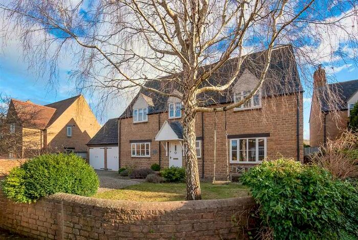 4 Bedroom Detached House For Sale In Jeffs Close, Upper Tysoe, Warwick, CV35