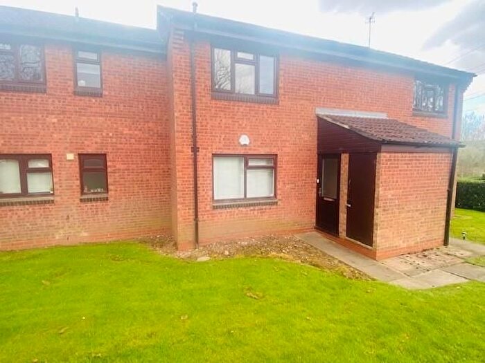 1 Bedroom Maisonette To Rent In Fledburgh Drive, Sutton Coldfield, West Midlands, B76