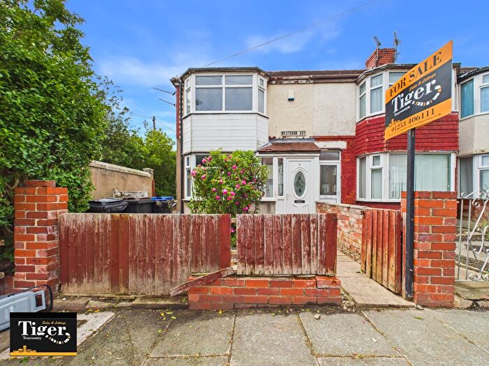 3 Bedroom End Terrace House For Sale In Westbank Avenue, Blackpool, FY4