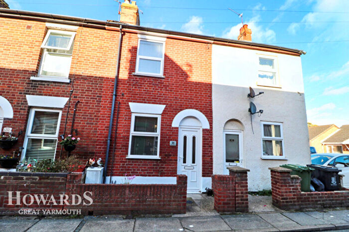 2 Bedroom Terraced House For Sale In Victoria Street, Great Yarmouth, NR30