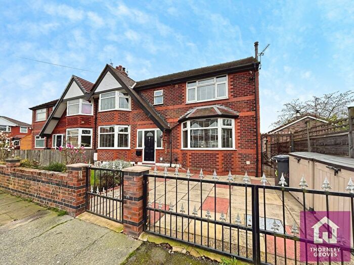 5 Bedroom Semi Detached House For Sale In Newbury Drive, Eccles, M30