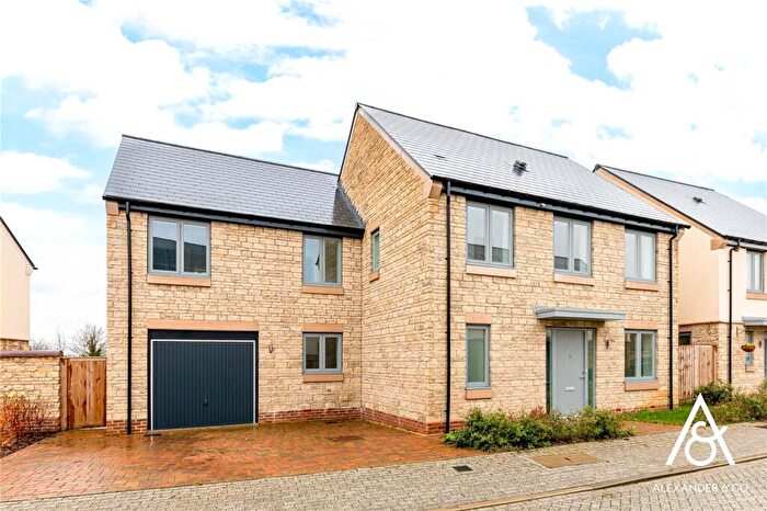 5 Bedroom Detached House To Rent In Haricot Vale, Elmsbrook, Bicester, OX27