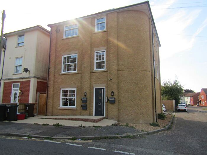2 Bedroom Flat To Rent In Saville Street, Walton On The Naze, CO14