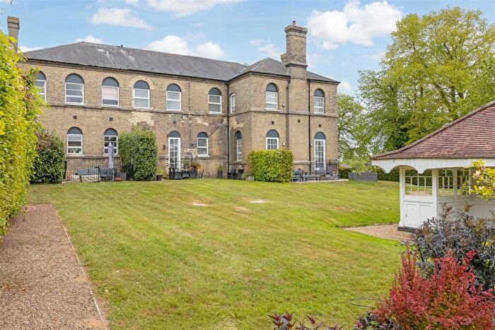 4 Bedroom Town House For Sale In St. Andrews Park, Norwich, NR7