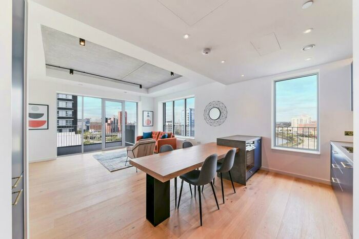 2 Bedroom Apartment To Rent In Rendel House, Goodluck Hope, London, E14