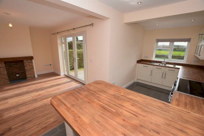 3 Bedroom Semi-Detached House To Rent In Beamhill Road, Anslow, Burton-On-Trent, Staffordshire, DE13