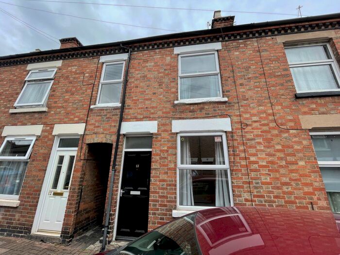 3 Bedroom Terraced House To Rent In School Street, Loughborough, LE11